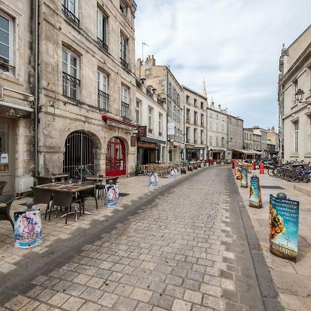 Appartement Escale Pamatxi : Vieux port à La Rochelle  Extérieur photo