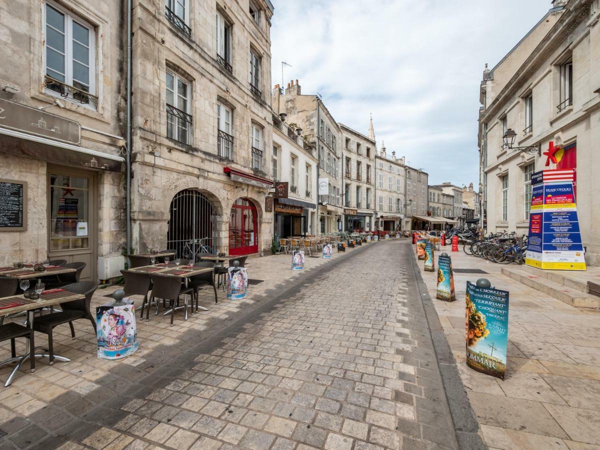 Appartement Escale Pamatxi : Vieux port à La Rochelle  Extérieur photo